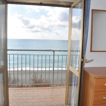 Incatevole Sul Mare *