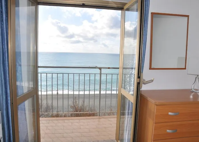 Incatevole Sul Mare *